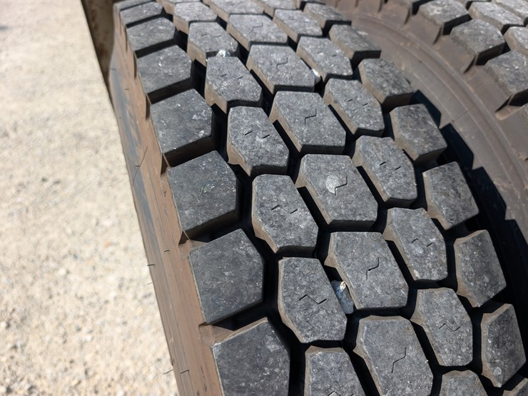 2018-kenworth-t680-image-25