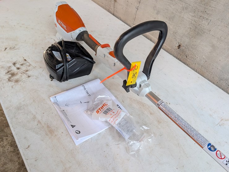 battery-powered-stihl-fsa57-weedeater-w/charger-&-two-batteries.-#256-image-5