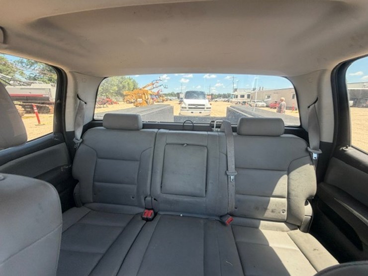2017-chevrolet-2500-image-38