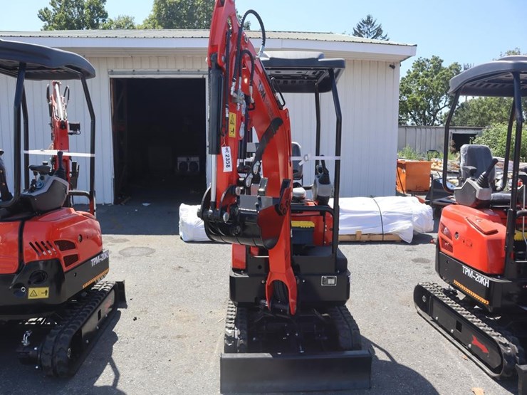 tpm-20kh-mini-excavator-image-3