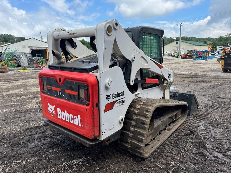 2020-bobcat-t770-image-6