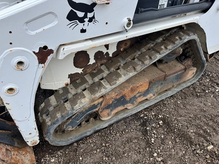 bobcat-t110-image-13