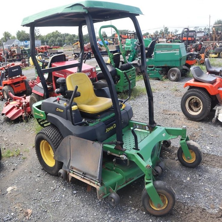 JOHN DEERE 757