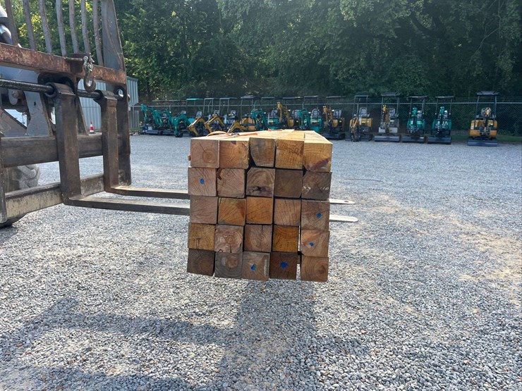 (25)-4"-x-4"-x-96"-reclaimed-fir-post-image-3