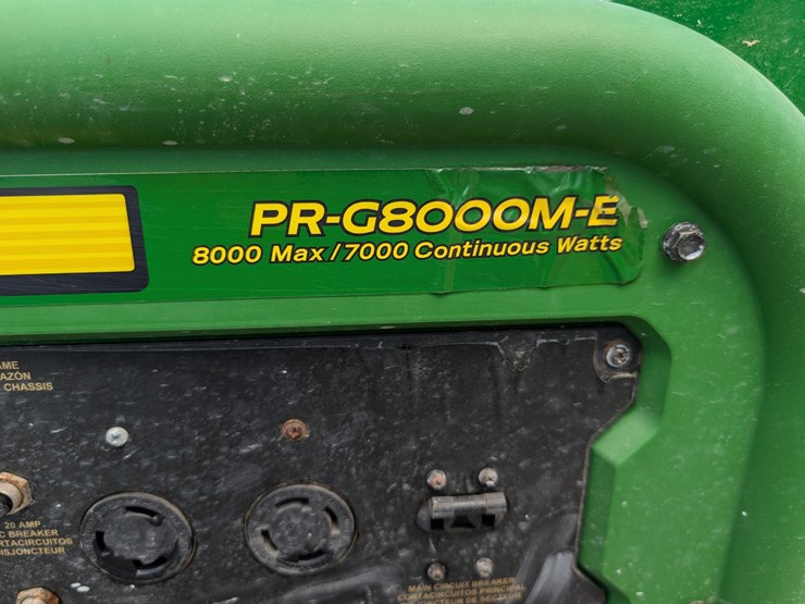 2013-john-deere-8-image-8