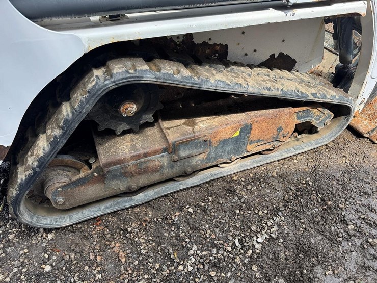 bobcat-t110-image-18
