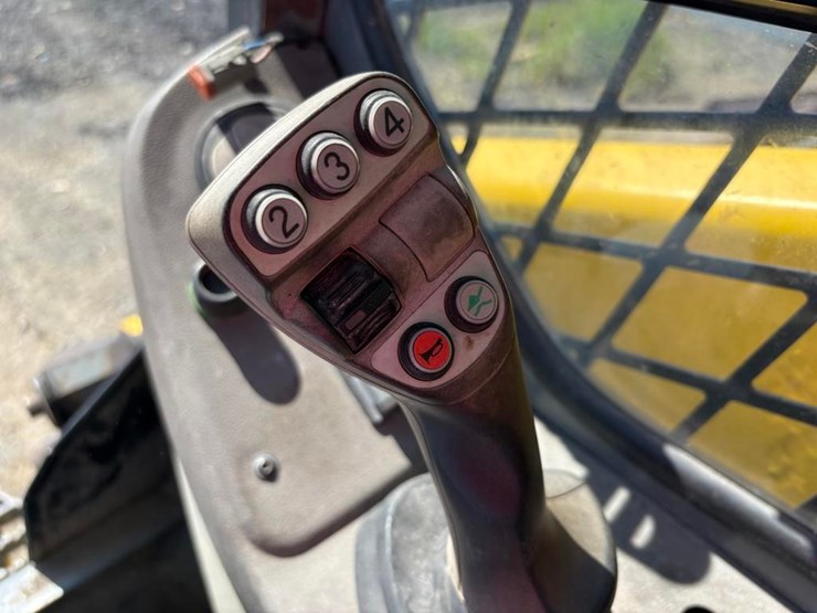 2015-wacker-neuson-sw28-image-24