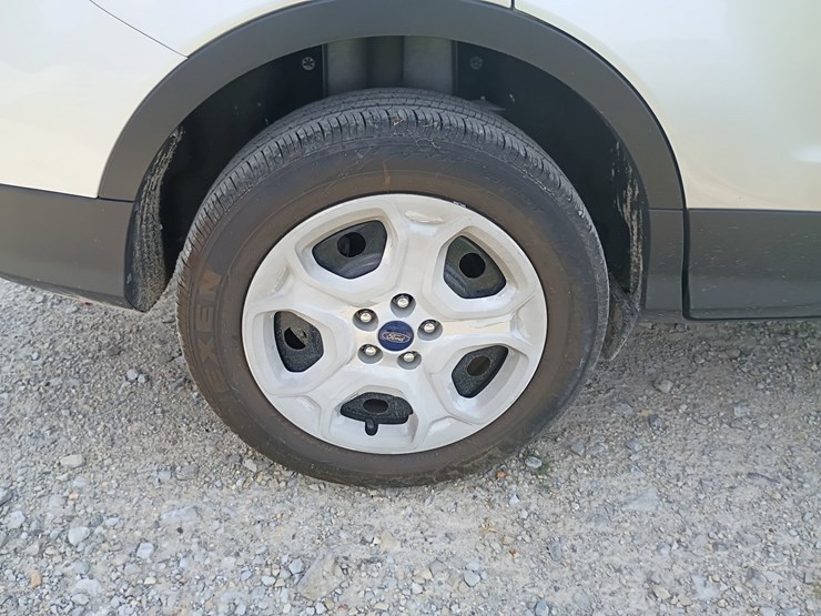 2017-ford-escape-image-78