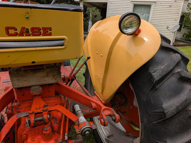 case-730-tractor-image-52