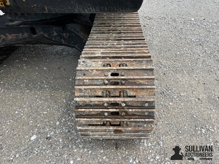 2004-caterpillar-311c-u-image-9