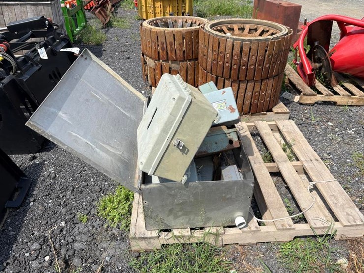 breaker-box-image-2