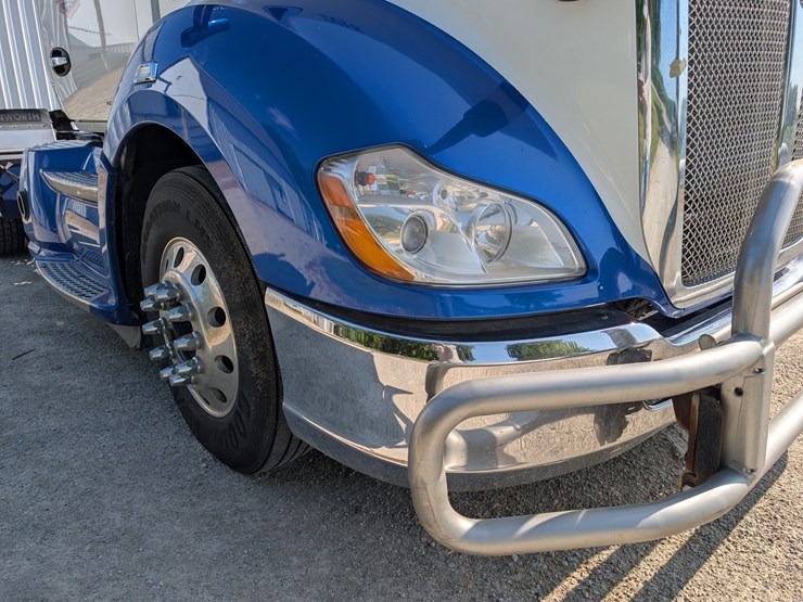 2018-kenworth-t680-image-69