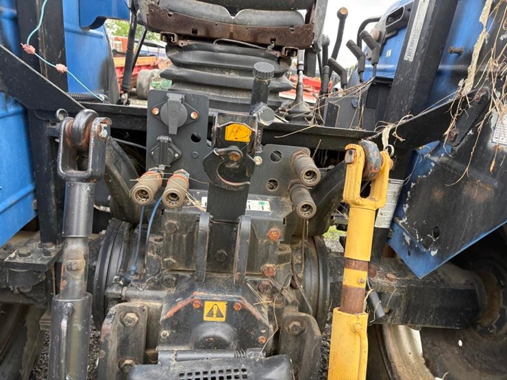 new-holland-tl90-image-14