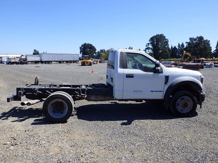 2019-ford-f550-image-6