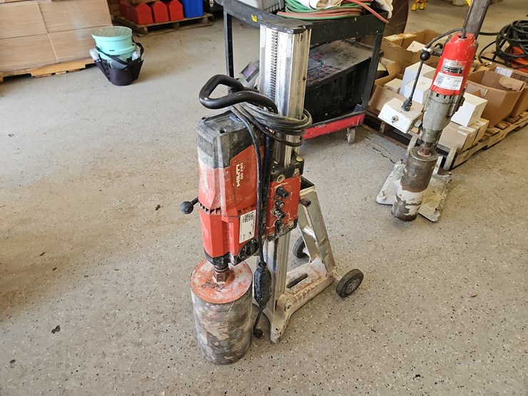 hilti-dd250-core-drill-image-1