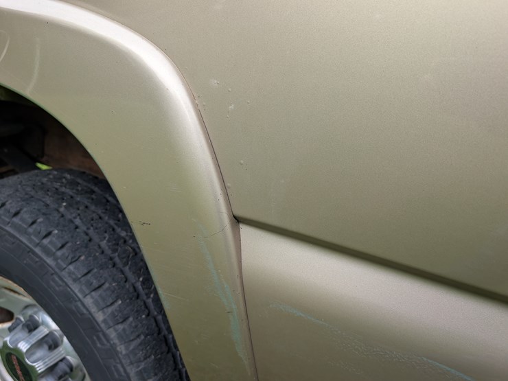 2004-gmc-3500-image-67