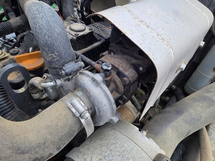 john-deere-8000-image-10