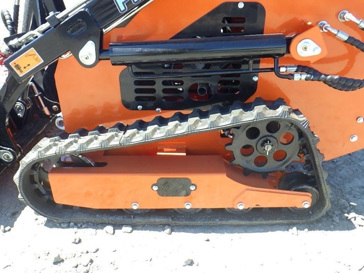 2026-future-36c-skid-steer-tracked-loader-image-6