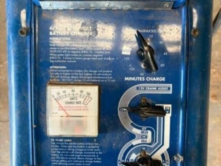 heavy-duty-fleet-charger-image-3