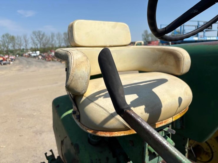 john-deere-4020-image-11