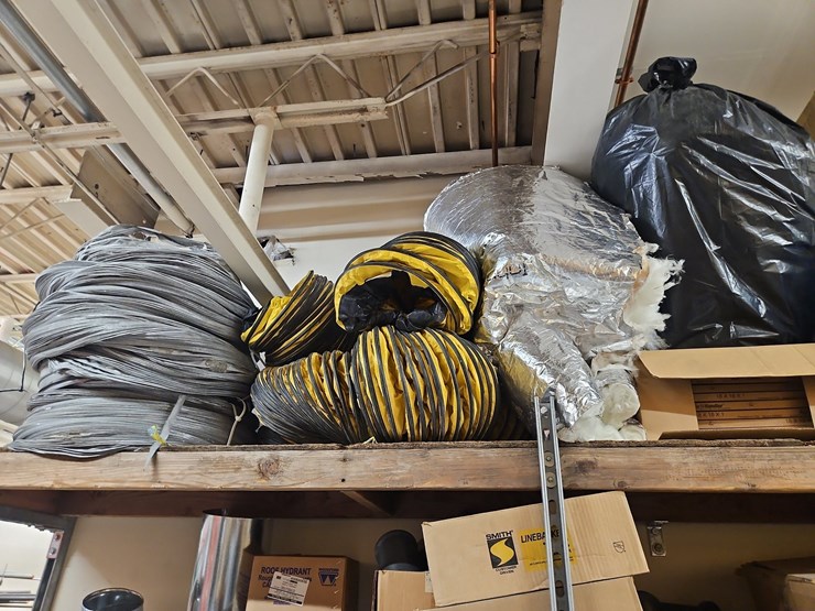 quantity-of-assorted-plumbing-supplies-image-13