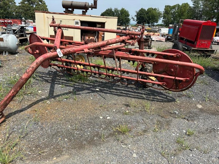 massey-ferguson-37-image-1