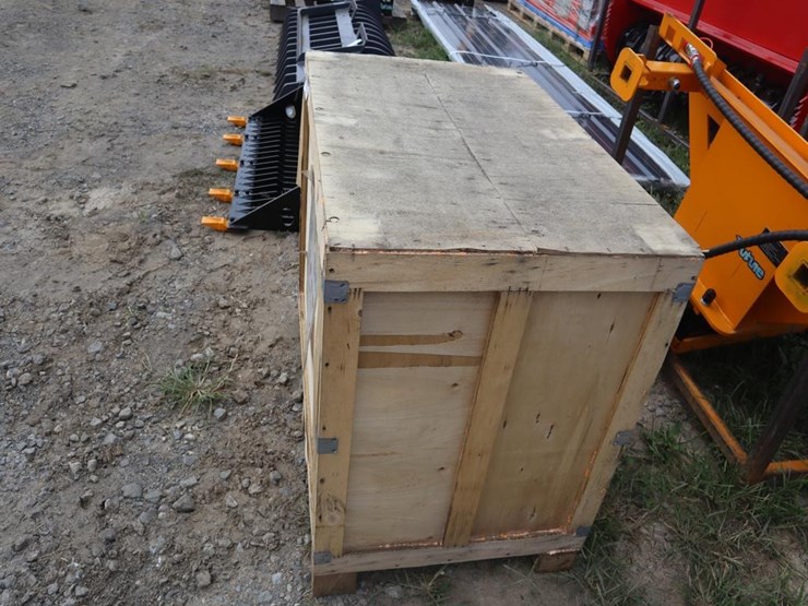 tpm-crate-of-mini-excavator-attach.-image-3