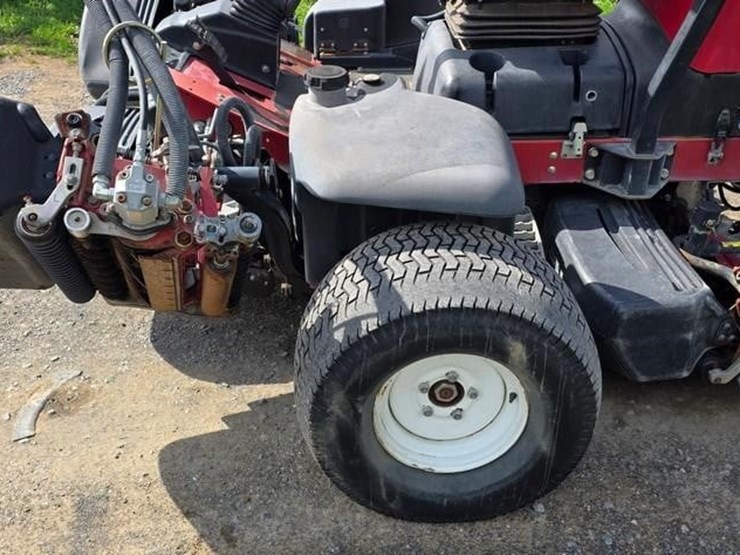 2010-toro-reelmaster-5410-image-8