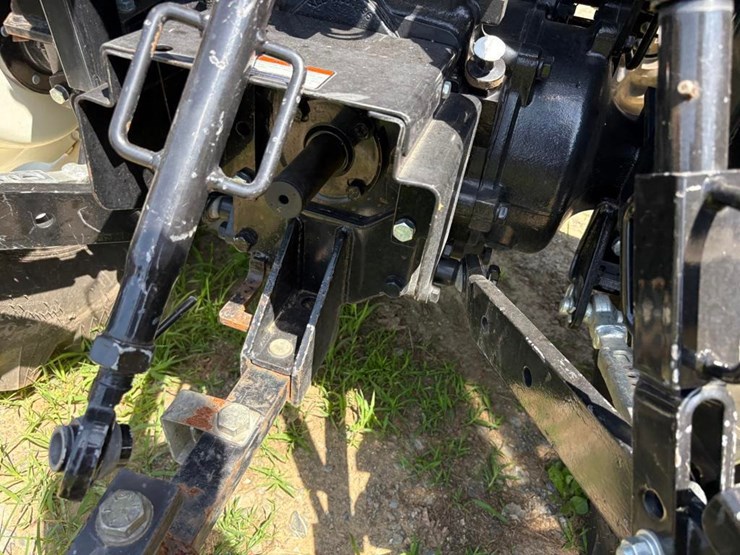 new-holland-boomer-45-image-23