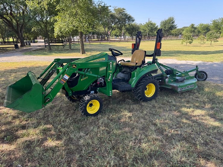 2014-john-deere-1023e-image-1