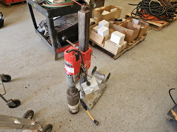 milwaukee-core-drill-image-1