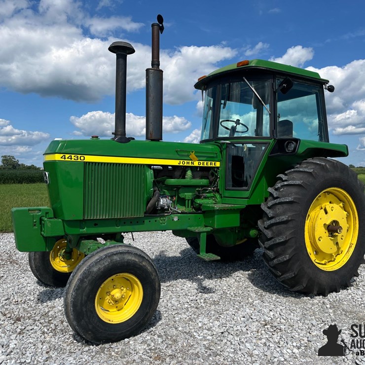 1973 JOHN DEERE 4430