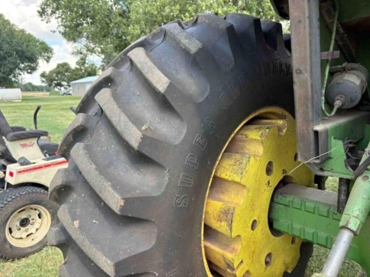 1978-john-deere-4440-image-8
