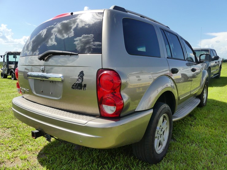 2006-dodge-durango-image-3