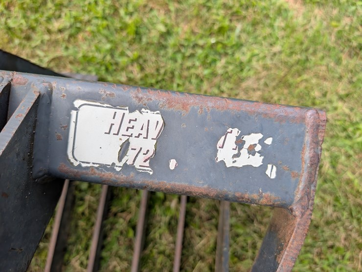stout-72”-skid-steer-mount-grapple-image-21