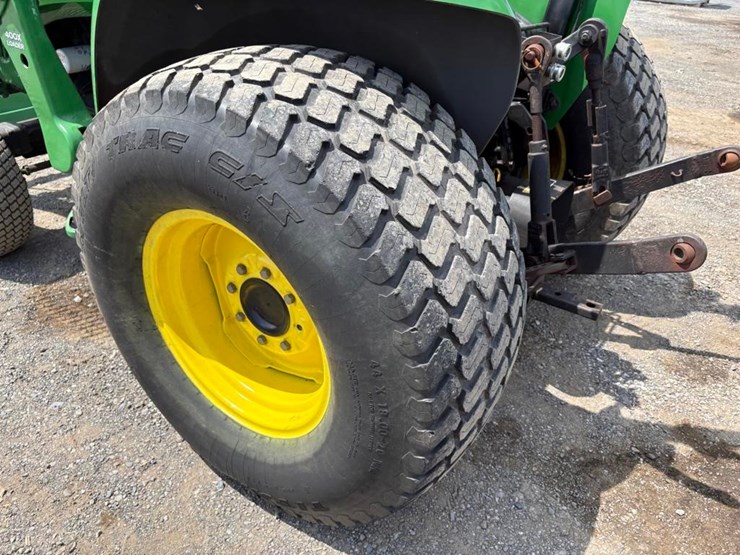 john-deere-4520-image-22