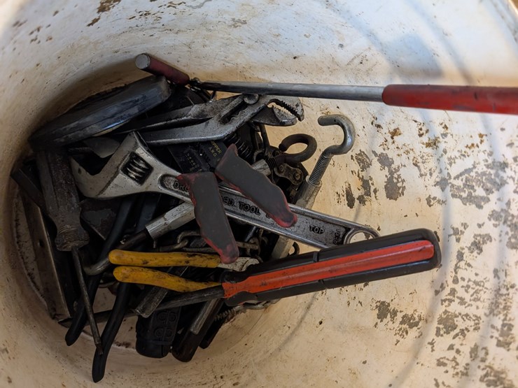 (3)-buckets-with-contents-to-include-misc.-tools.-#224-image-5