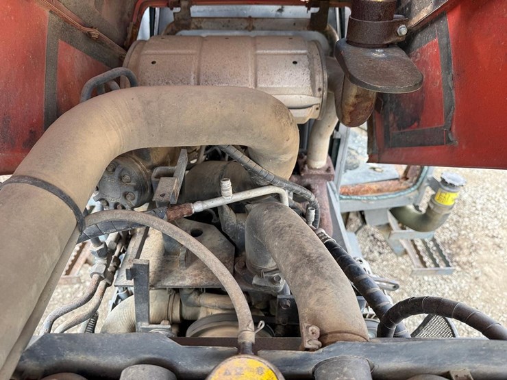 kubota-m6800-image-10