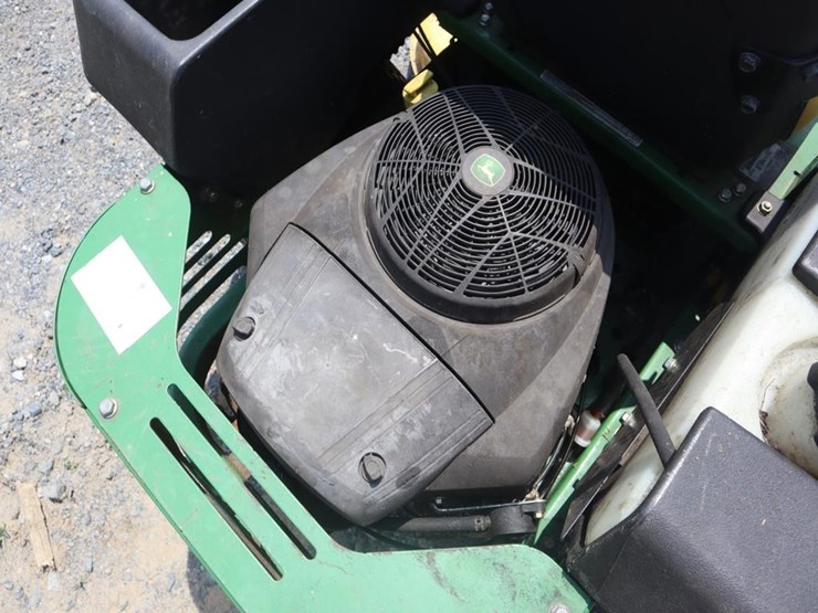 2016-john-deere-z245-image-16