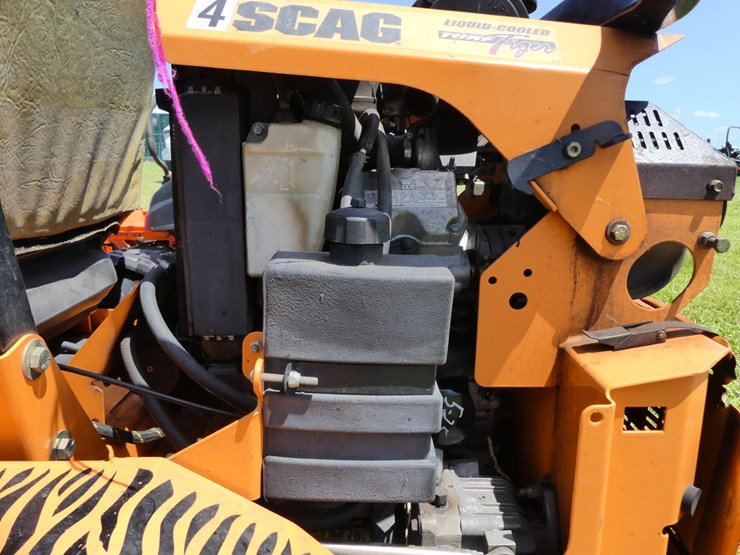 2013-scag-turf-tiger-lawn-mower-image-8
