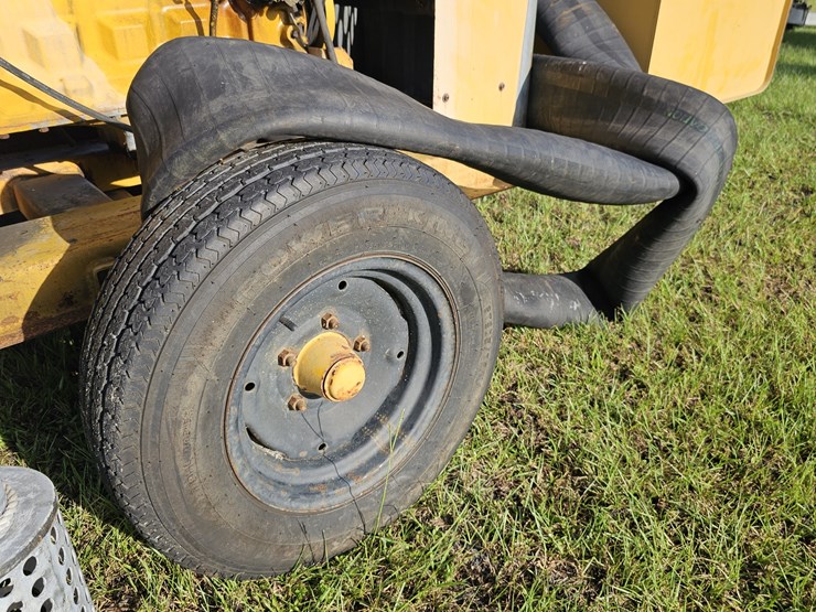 john-deere-6059d-image-8