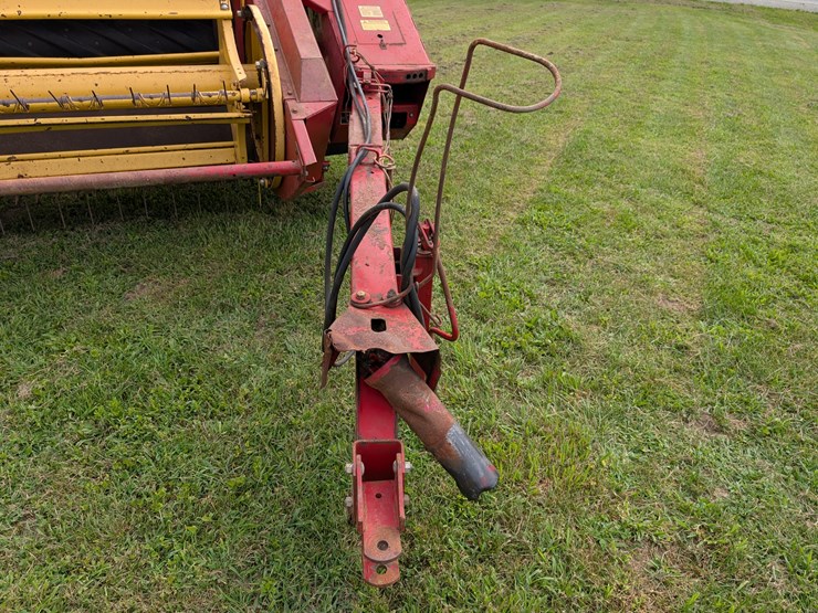new-holland-489-image-9