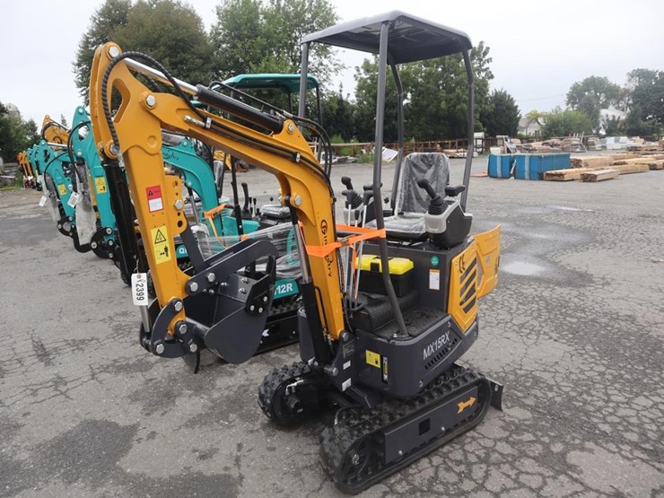 cfg-mx15rs-mini-excavator-image-1