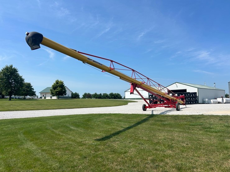 2022-westfield-mkx2-13-84-swing-away-auger-image-5