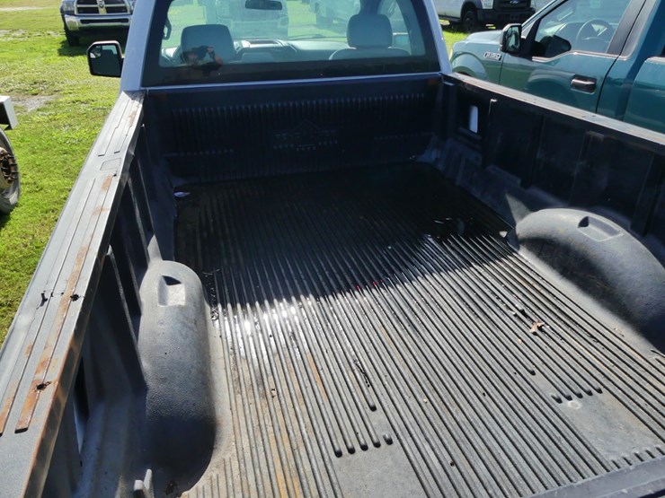 2016-ford-f150-xl-image-5