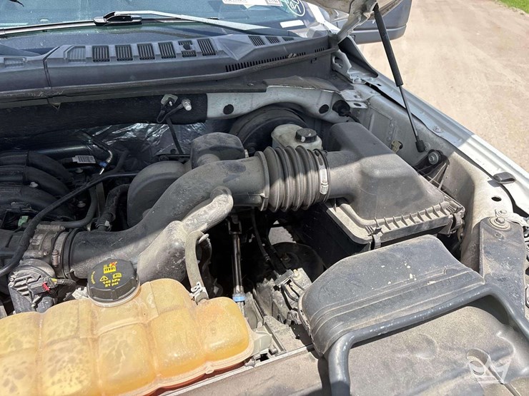 2015-ford-f150-image-8