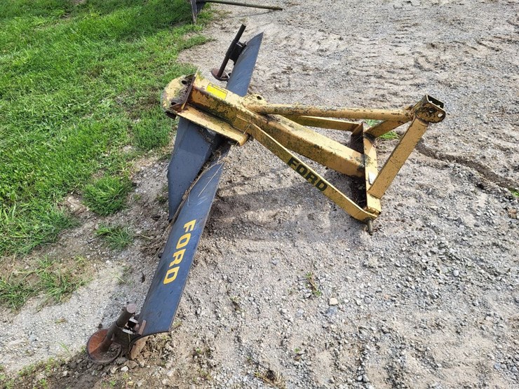 ford-3pt-hitch-grader-blade-image-2