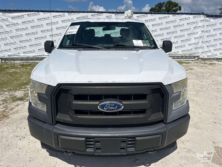 2017-ford-f150-image-25