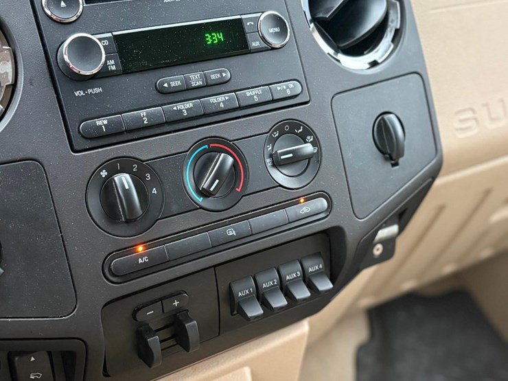 2010-ford-f350-image-9