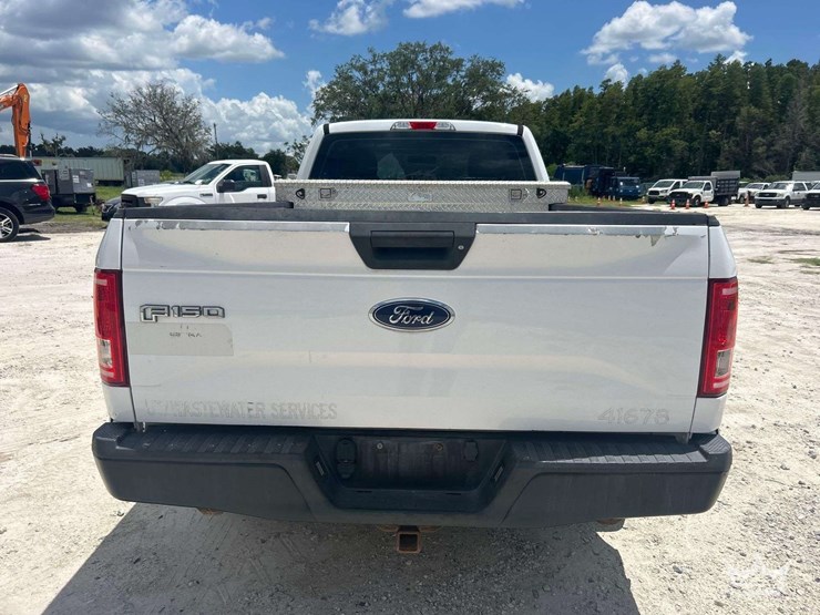 2017-ford-f150-image-23